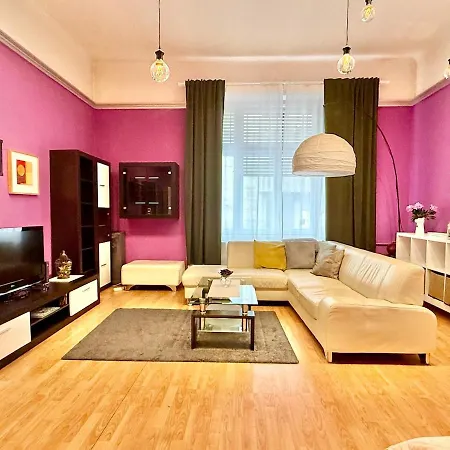 Csengery Spacious Ac Wifi Apartamento Budapest
