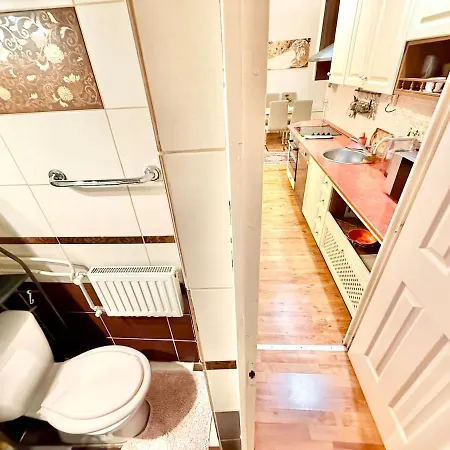 Csengery Spacious Ac Wifi *
