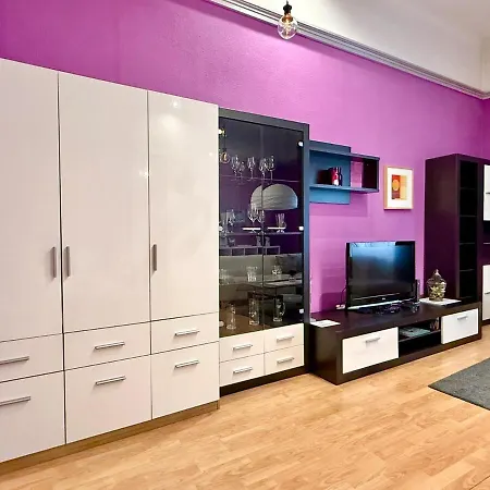 Csengery Spacious Ac Wifi Apartmán *