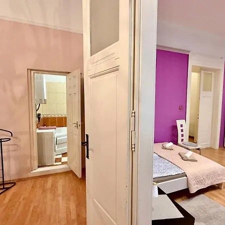 Apartmán Csengery Spacious Ac Wifi *