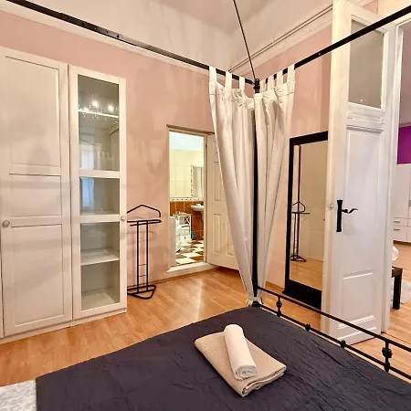 Csengery Spacious Ac Wifi * Budapešť